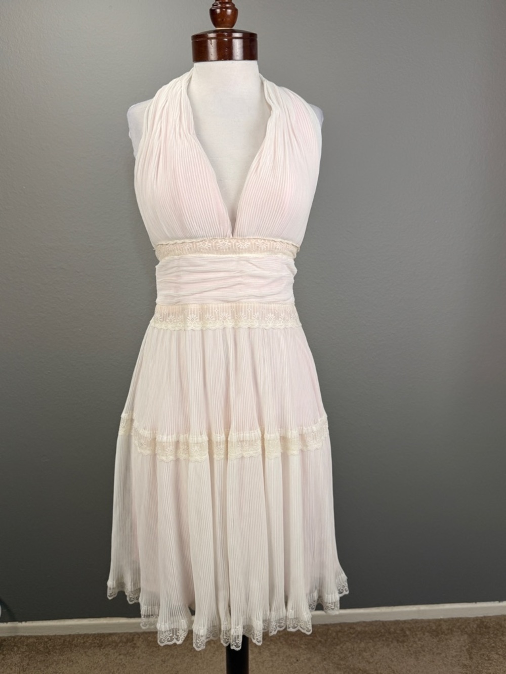 Tadashi Shoji NWT White Blush PINK Lace Trim Pleated Halter Dress Sz 8
